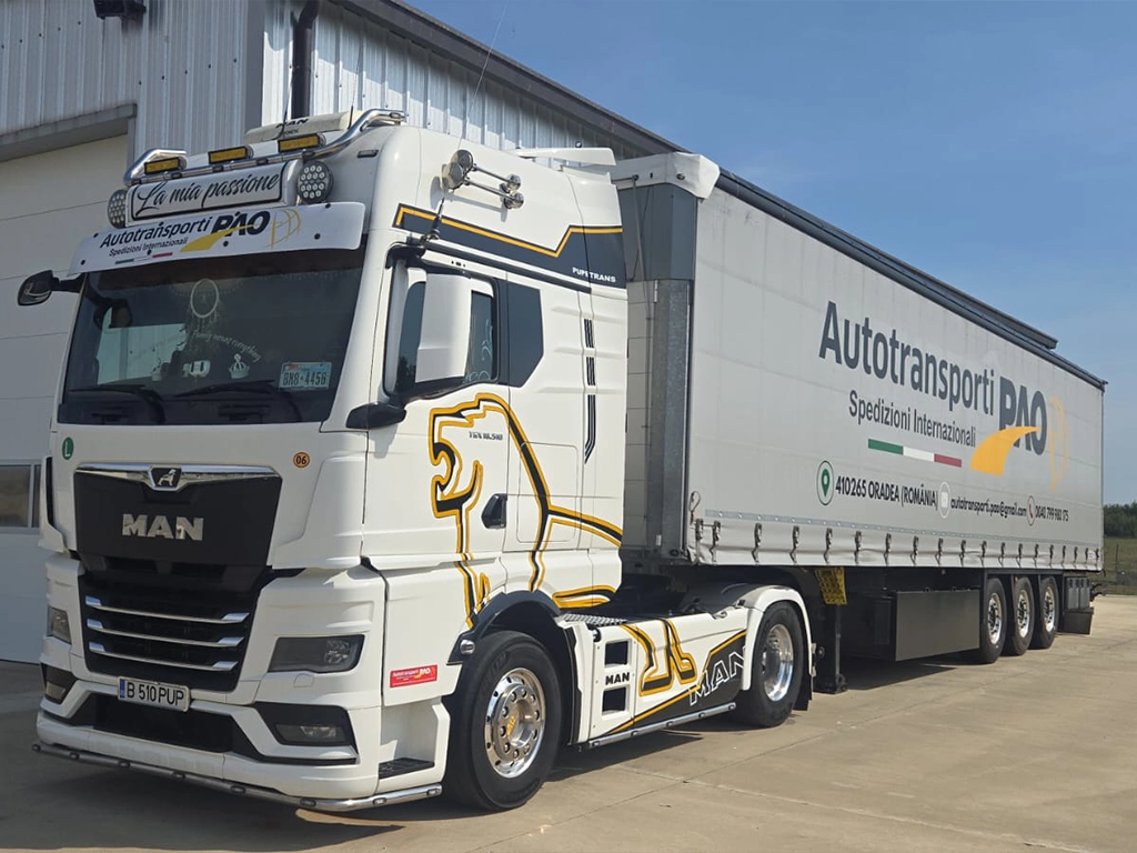 ansamblu pregatit de transport marfuri international