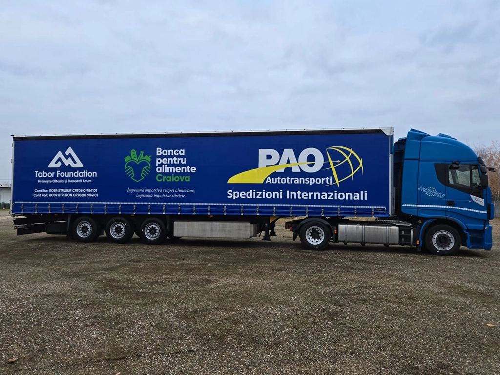 ansamblu pregatit de transport marfuri international